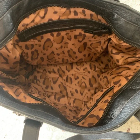 Aimee Kestenberg - Picture 8 of 11